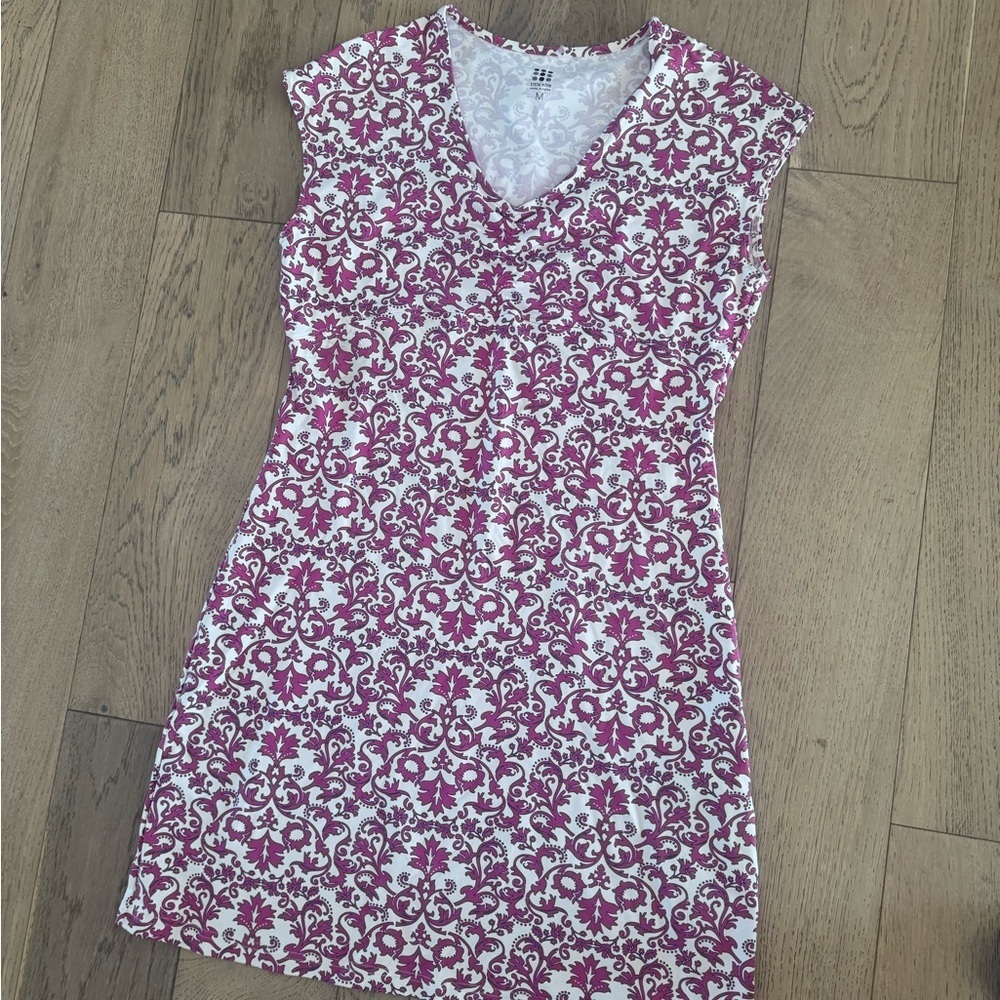 Title Nine Daring Diamalete Pink&white Dress Size Medium